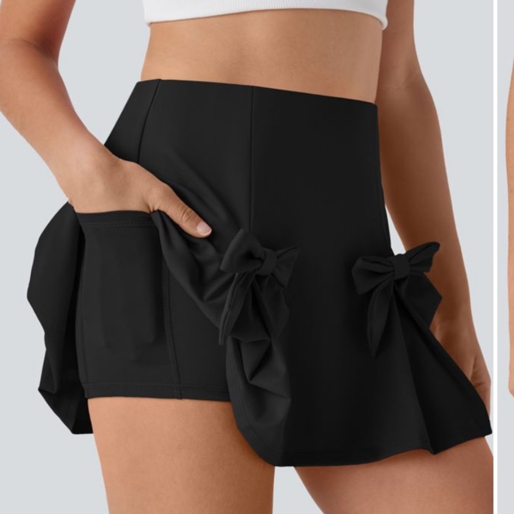 HALARA Black Bow-Accent Skort - Picture 2 of 10